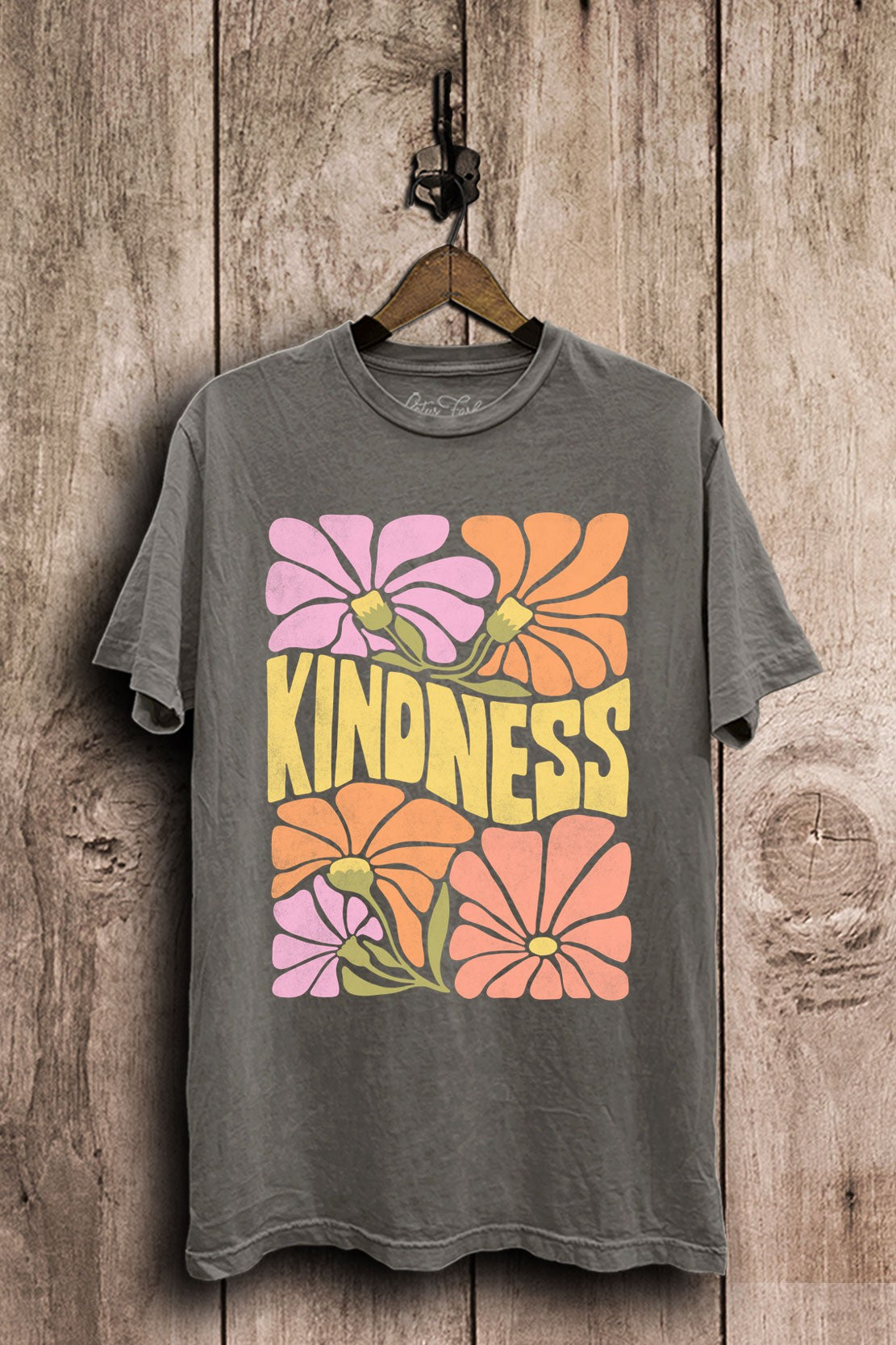 KINDNESS GRAPHIC TOP