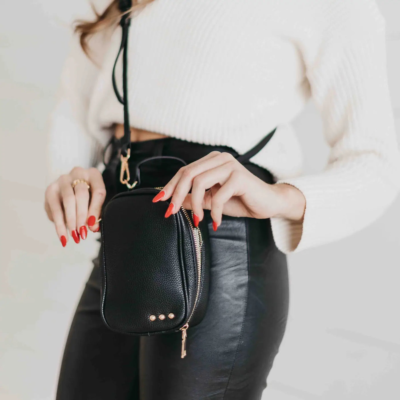 HARLOW CROSSBODY BAG