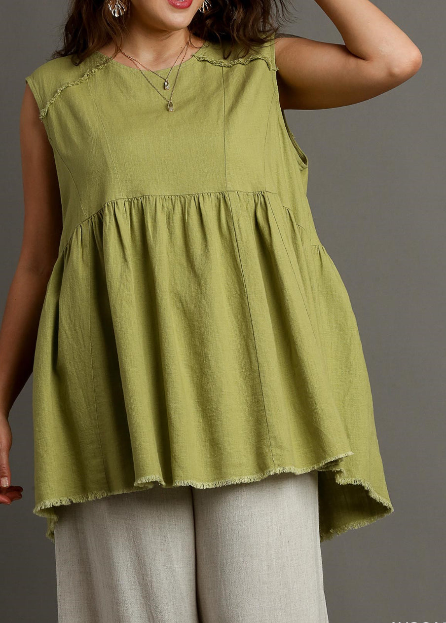 LINEN ROUND NECK SLEEVELESS PATCHED & FRAYED TUNIC TOP