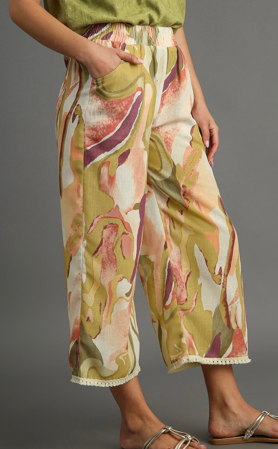 ABSTRACT PRINTED WIDE LEG PEACH PANTS WITH SIDE POCKETS