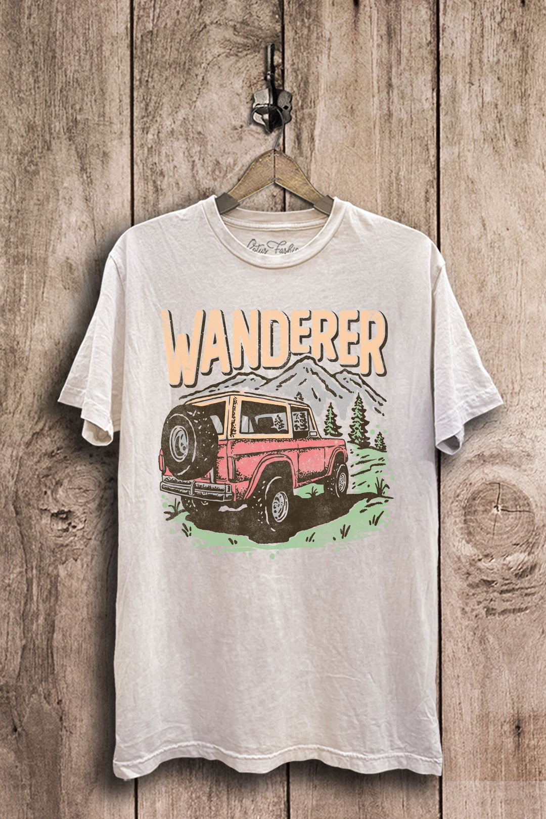 WANDERER GRAPHIC TEE