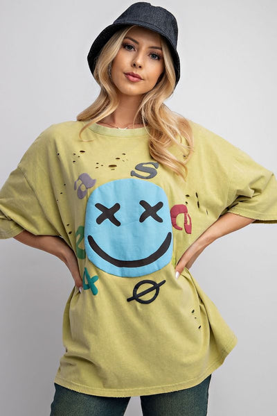 SMILEY FACE DISTRESSED MINERAL WASHED TOP