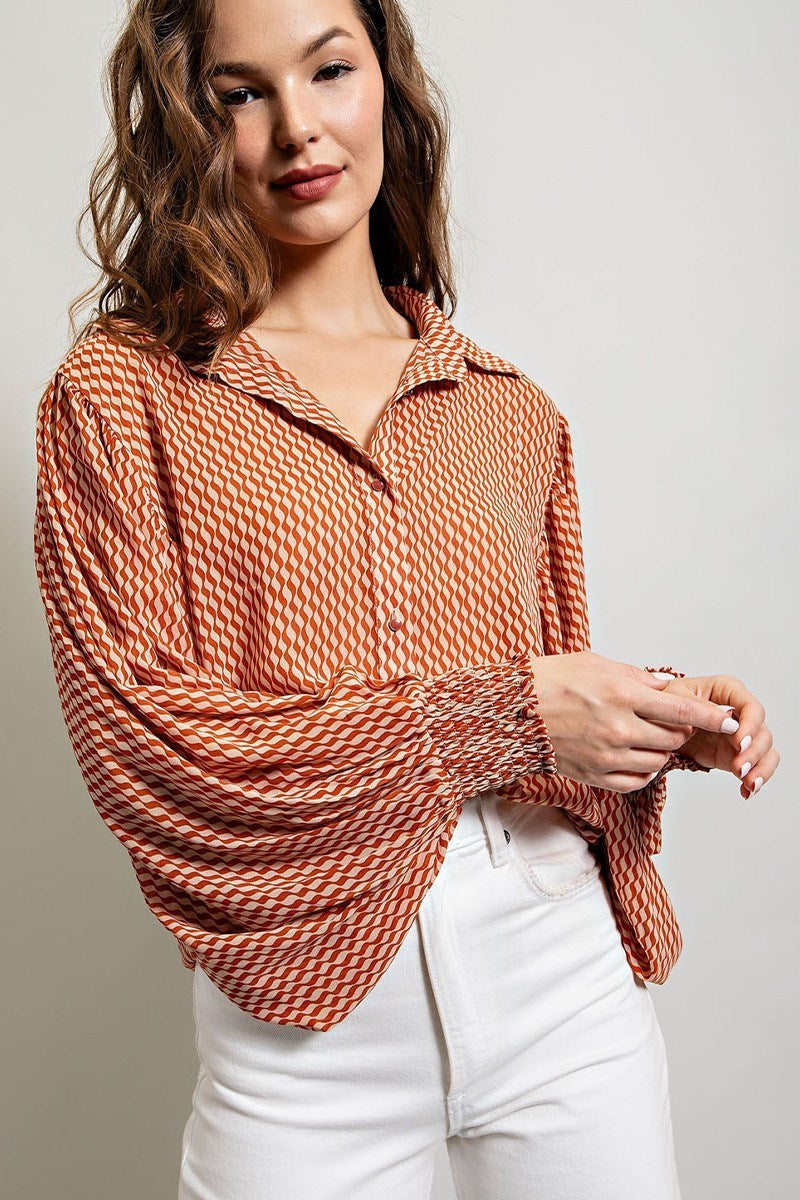 PRINTED BUBBLE SLEEVE TOP