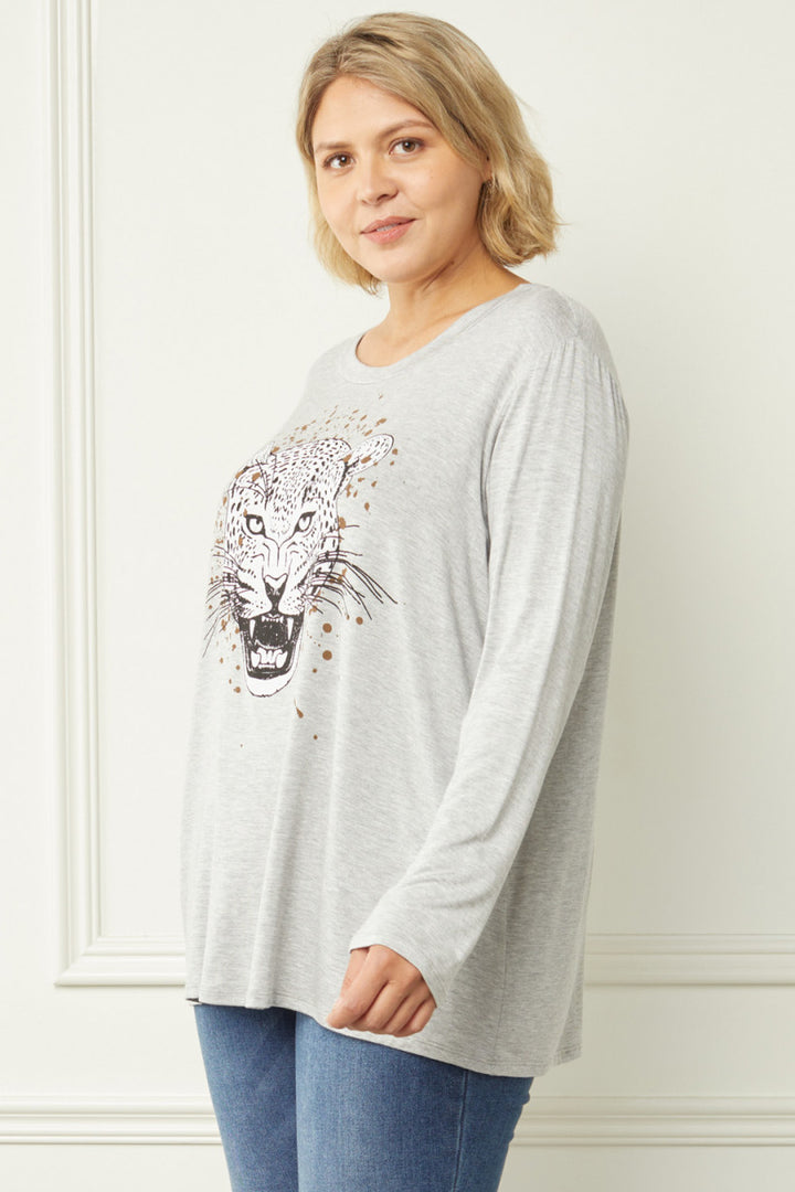 CURVY TIGER PRINT GRAPIC TOP