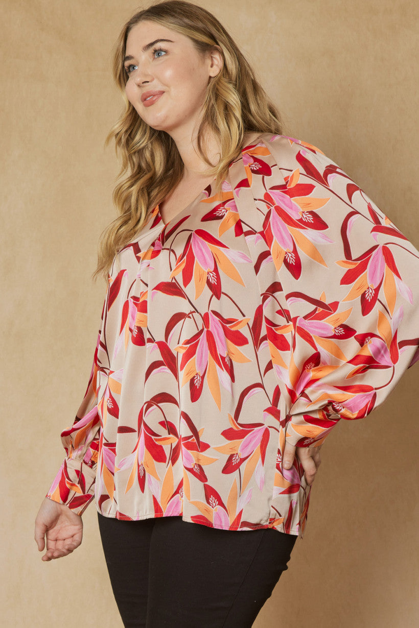 CURVY FLORAL PRINT TOP