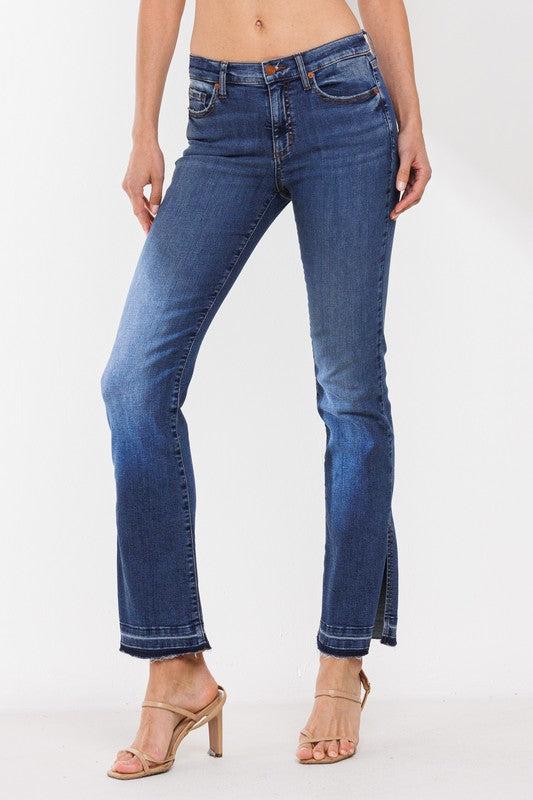 MID RISE BOOTCUT STRETCH JEANS