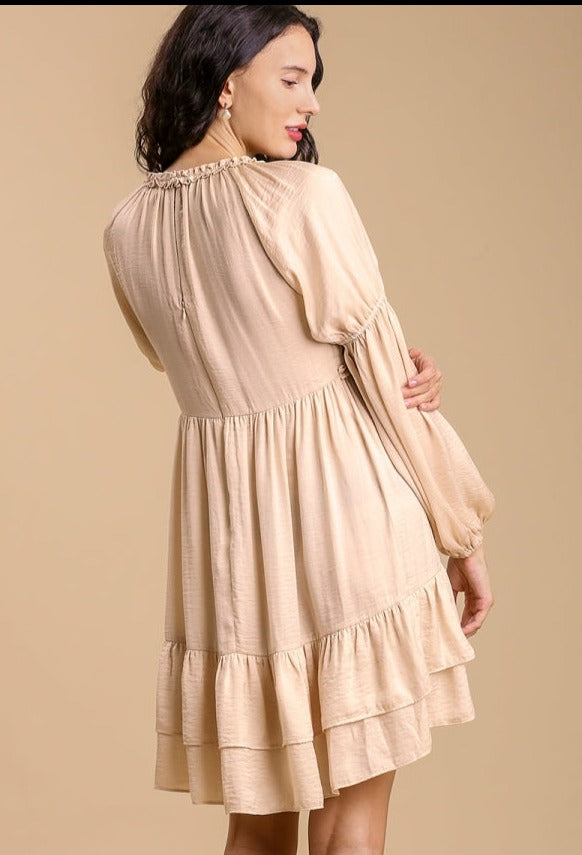 BALLOON SLEEVE RUFFLED DRESS